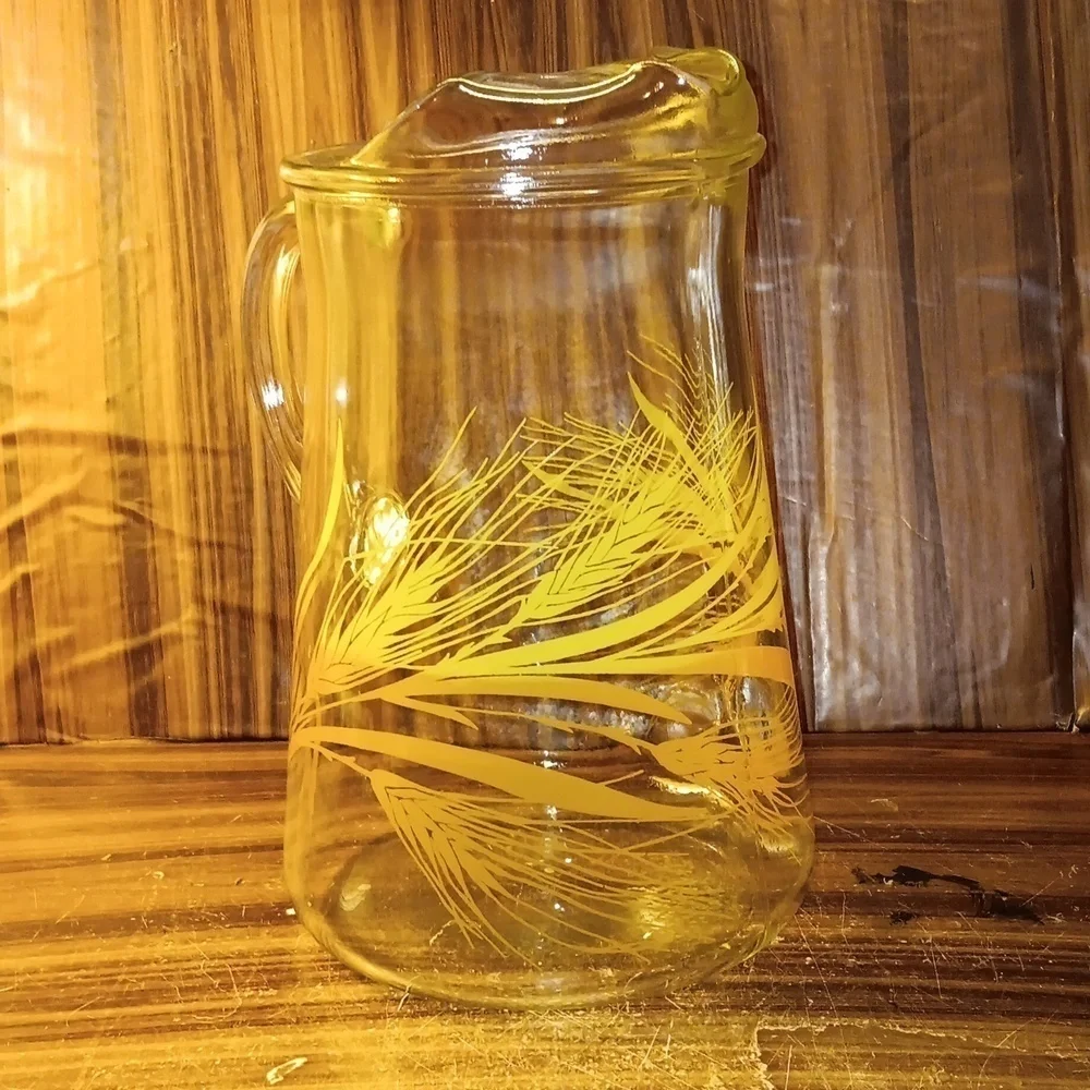 Vintage 1970s mcm glass Libbey golden wheat 2 qt pitcher
